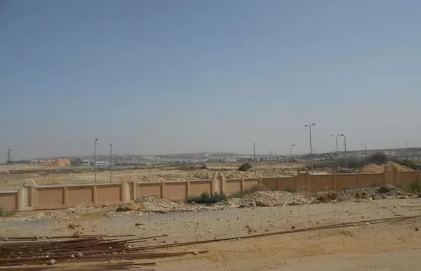 Land for Sale in 7th District: Sheikh Zayed 7 th District 3220 m medical