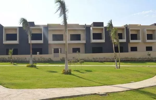 Penthouse for Sale in Joya: Penthouse ready to move in joya compound installment over 6y