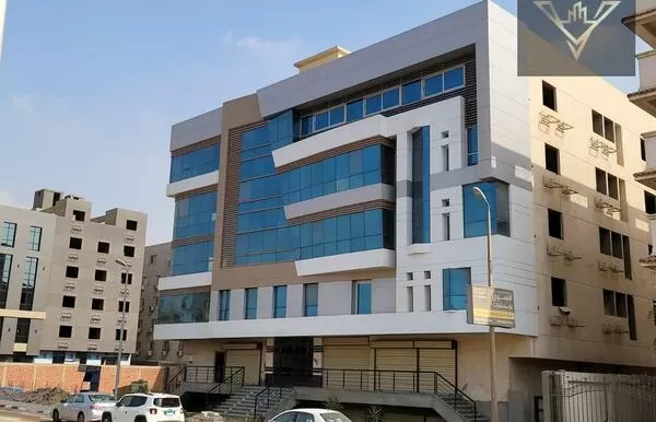 Office Space for Rent in Ring Road: administration building in front of carrefour rent
