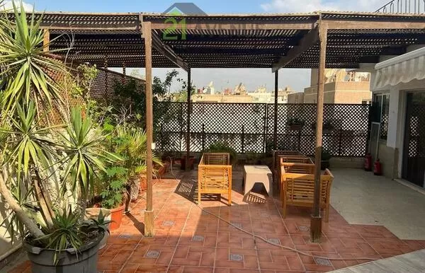 Penthouse for Rent in Sarayat Al Maadi: Penthouse with Roof Terrace with JACUZZI and PERGOLA