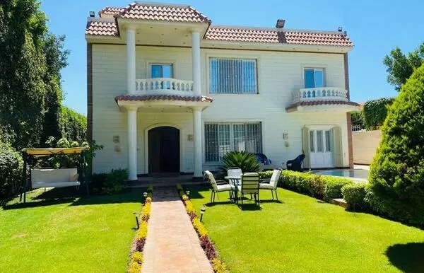 Villa for Rent in King Mariout: فيلا لليجار اليومي في الكينج مريوط في الاسكندرية