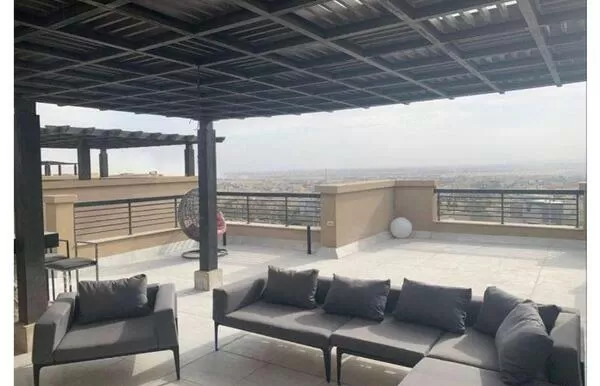 Penthouse for Rent in New Giza: Penthouse for rent in New Giza - Amberville